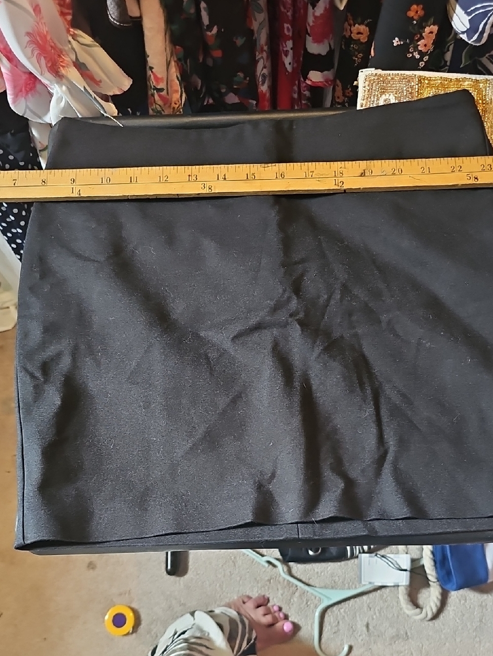 Classic Black Women's Skirt - Timeless Pencil Style